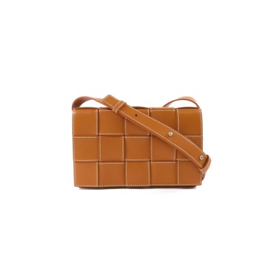 BOTTEGA VENETA LAMBSKIN LEATHER CASSETTE SHOULDER BAG WITH SILVER BUCKLE (23*14*5cm)